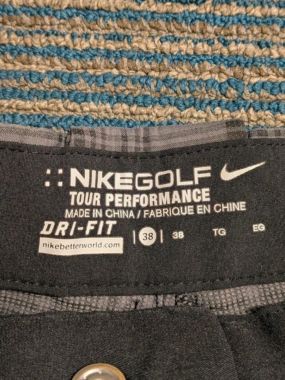 Nike Men Shorts 38 Gray Chino Plaid Golf Tour Performance Dri Fit 11 in Inseam